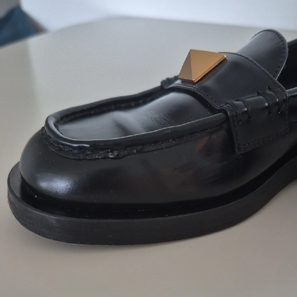 Valentino Garavani Women's Black Leather Loafers with Roman Studs, Size 38 - Picture 6 of 16